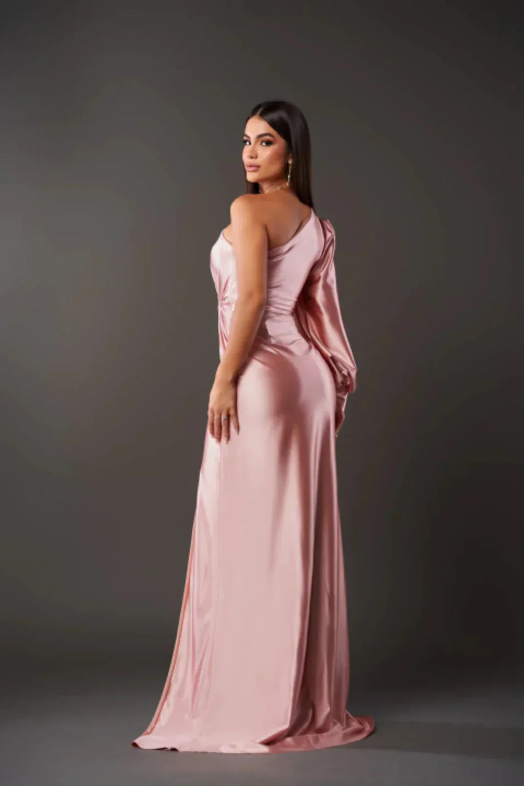 CHARLOTTE｜Flattering Dress