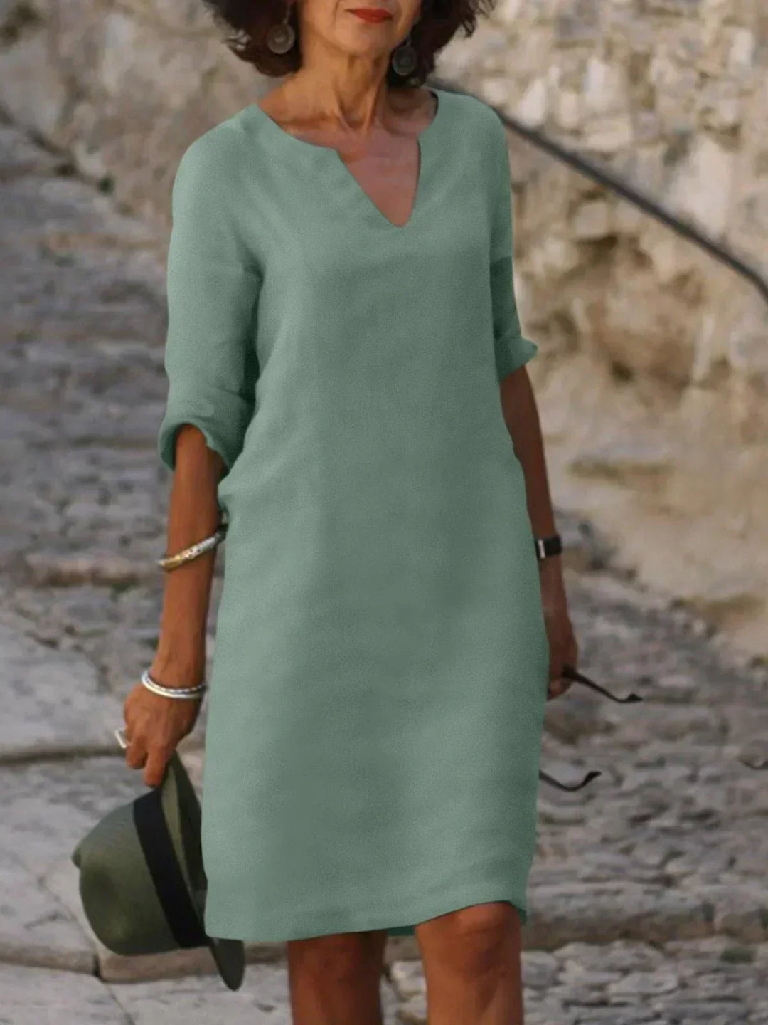 ELIZA｜Elegant dress with V-neckline